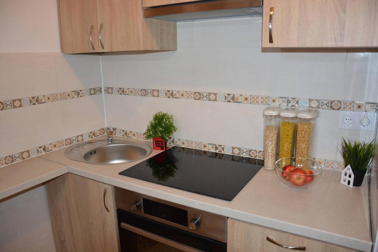 Ohmyhome - Park Mirowski Apartment Варшава Экстерьер фото